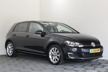 VOLKSWAGEN GOLF occasion 1.4 TSI 125PK CONNECTED SERIES